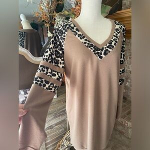 ENTRO Dress/Tunic w/ Animal Contrast